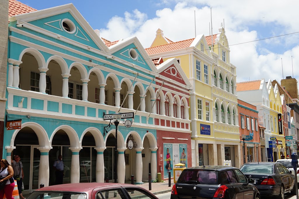 Punda, Willemstad, Curaçao by Frank Richards