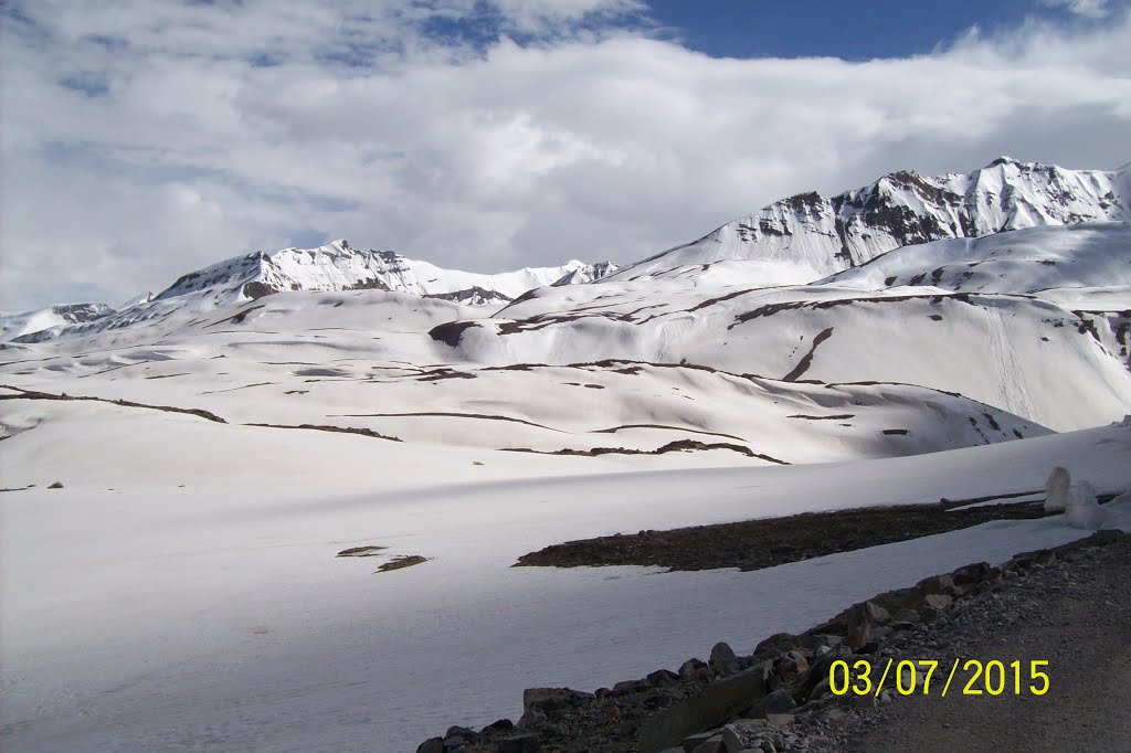 Manali Leh High Way, India by Parbodh C Bali