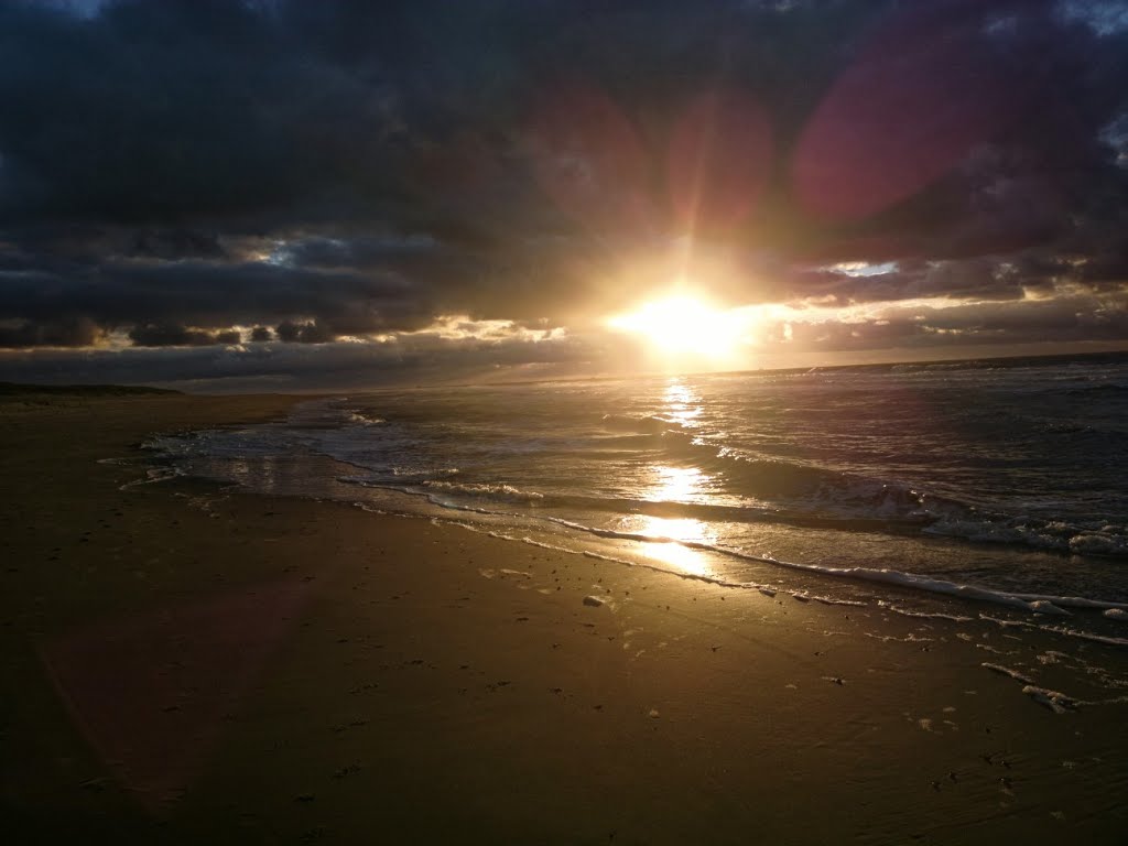 Texel - North Sea Beach - Paal 15 - View SSW - November 2014 by txllxt TxllxT