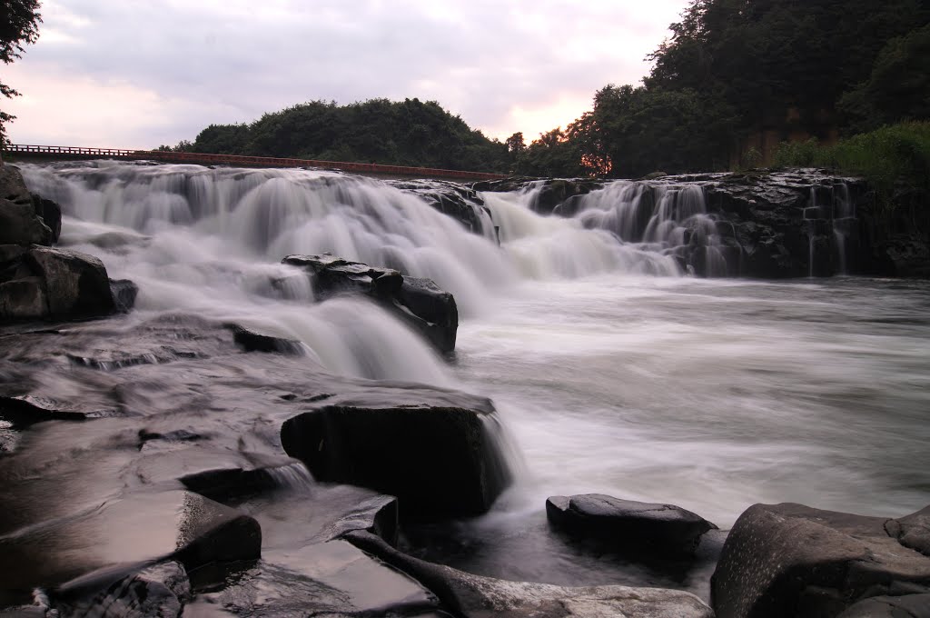 Evenig glow at Otsuji-waterfall ,Tamakawa village @ Fukushima Japan by j-ryu