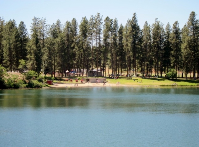 Medical Lake, WA 99022, USA by Roman Eugeniusz