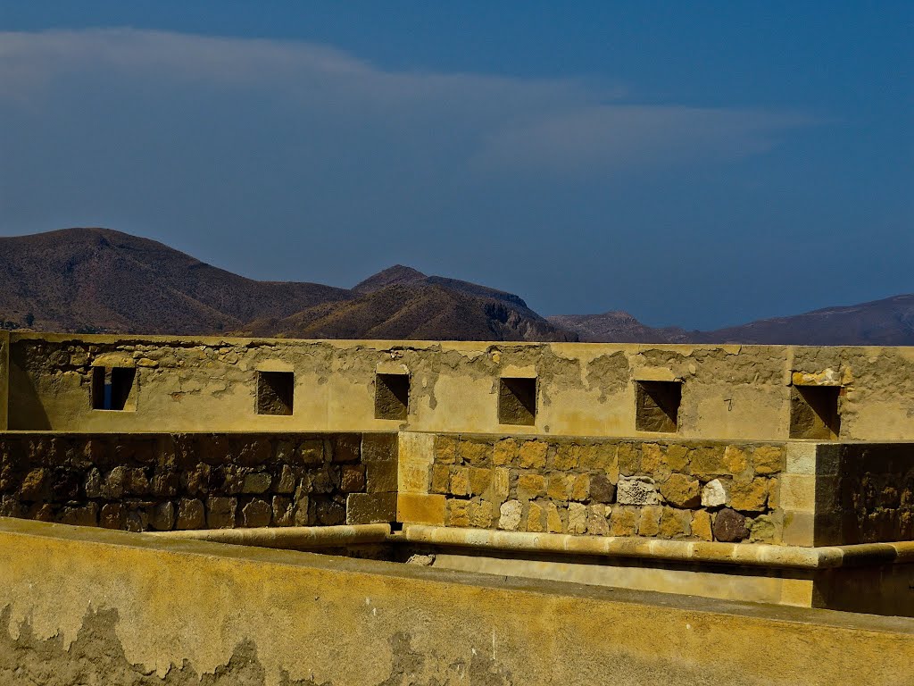 Castillo de San Felipe o de Los Escullos. by José Angel De la pec…