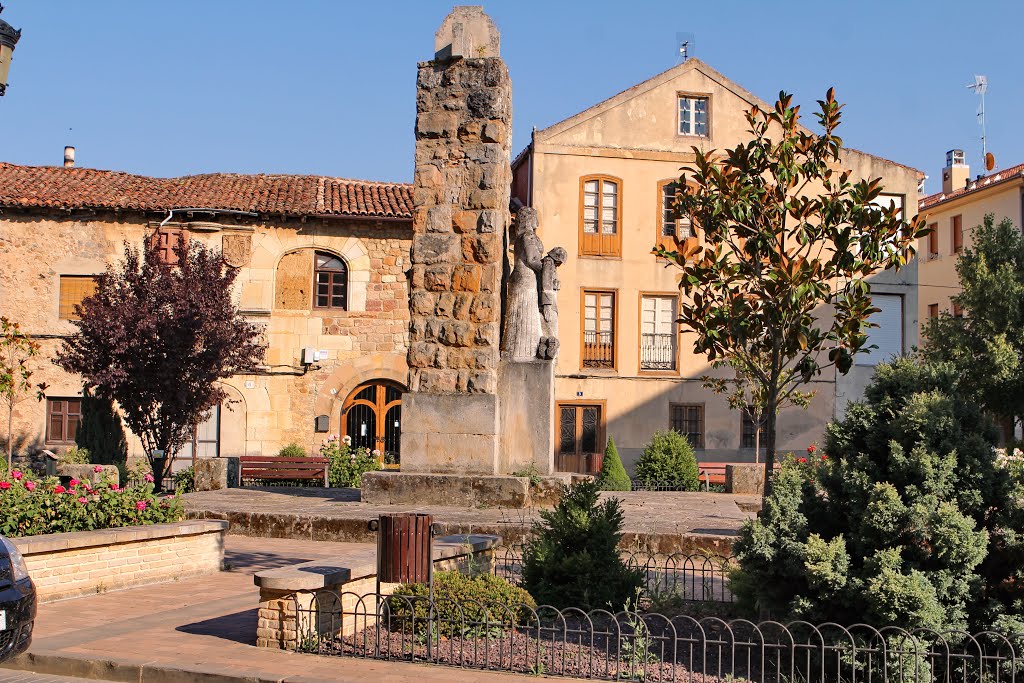 Monumento sobre la Guerra Civil, en Cervera de Pisuerga by RA Melgar