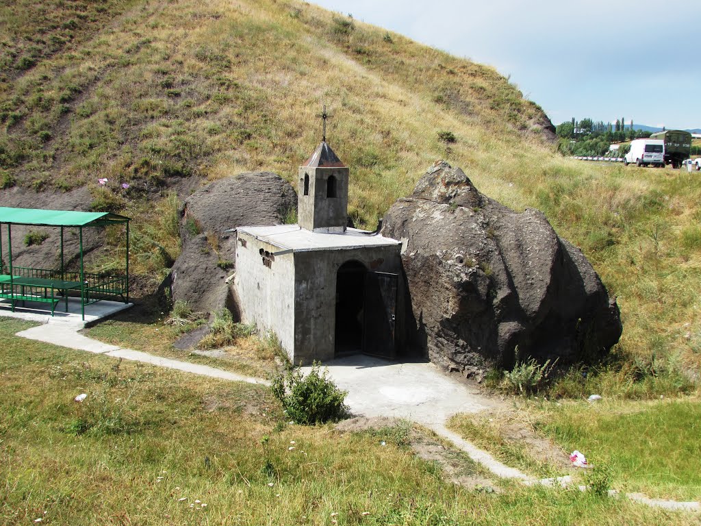 Matur(chapel)near Aparan highway. by Armen Lalayan