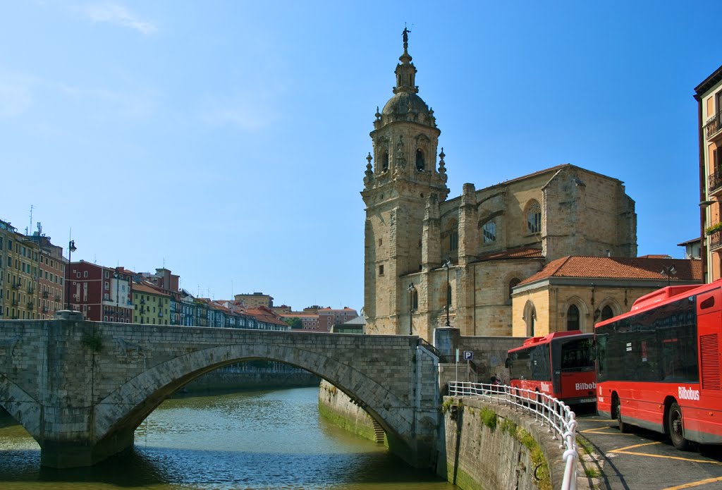 Iglesia de San Antón by GreatShaman