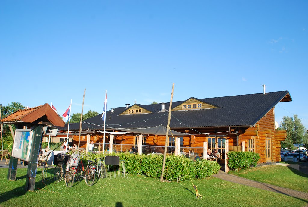 Houten restaurant bij het Schildmeer bij De Otter by Netty van der Deen- …