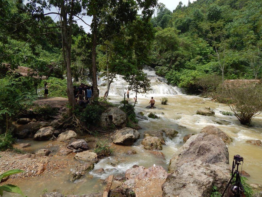 Thiện Thuật, Bình Gia, Lạng Sơn, Vietnam by Quang Phùng Văn