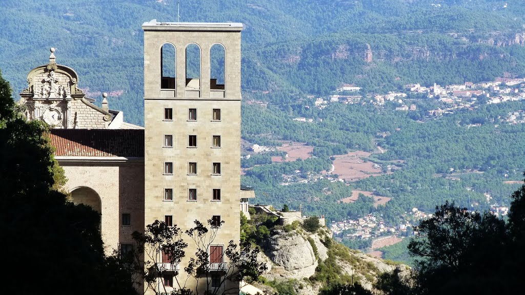 Montserrat monastery by Pawel Wierzchowiecki