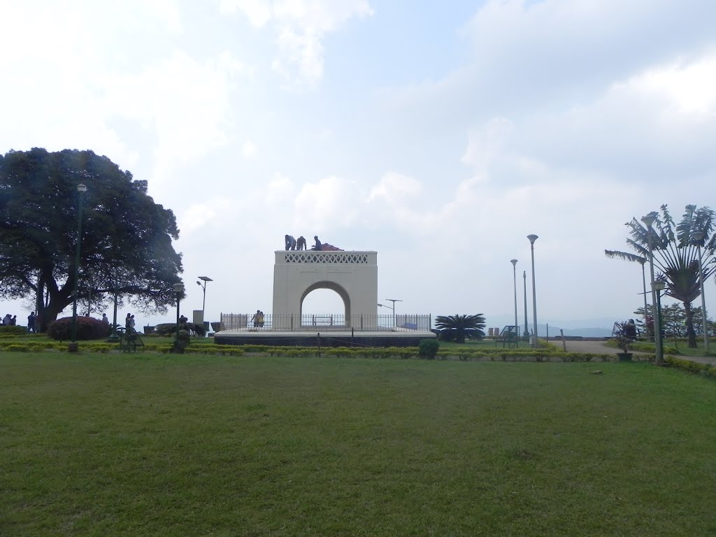 RAJA SEAT, MADIKERI by ALENDE DEVASIA