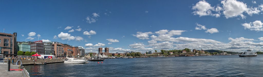 Rådhusbrygge 3 1, 0160 Oslo, Norway by Konrad Vetter