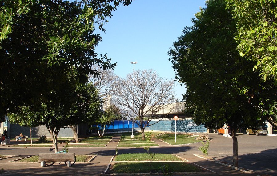 Terminal Rodoviário de Birigui(lateral) by Marcelo Szk