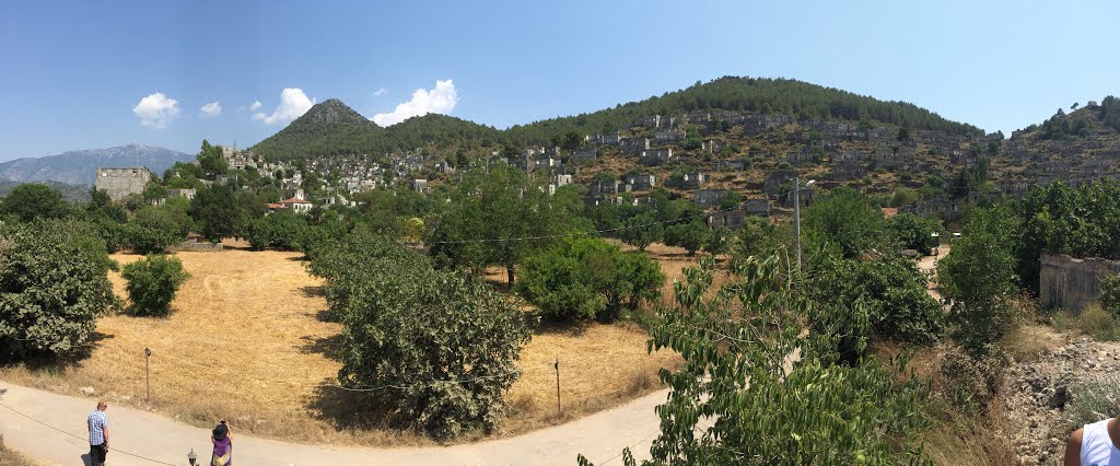 Kuyubaşı, 48300 Kayaköy/Fethiye/Muğla, Turkey by Şenol KARA