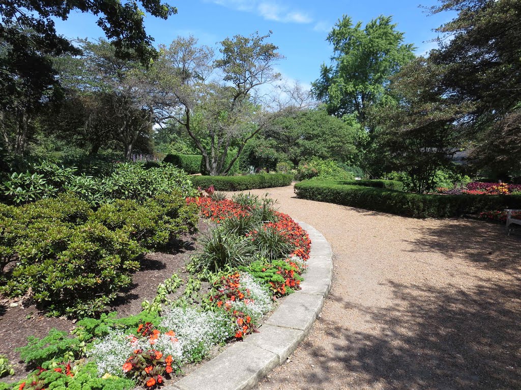 Cantigny Park Formal Gardens, GLCT by Robert Maihofer II