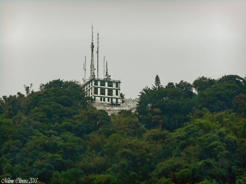 Monte Serrat, Santos - SP, Brasil by Claudio Milone