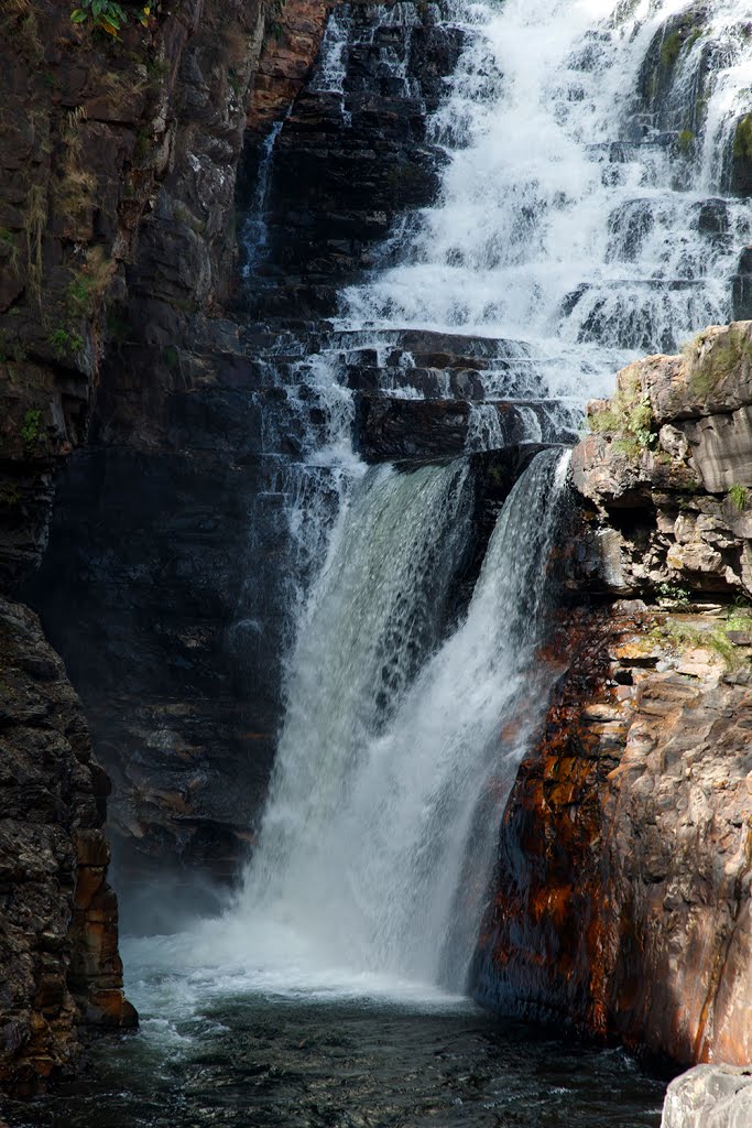 Catarata dos Couros by Richard Eric Stubing