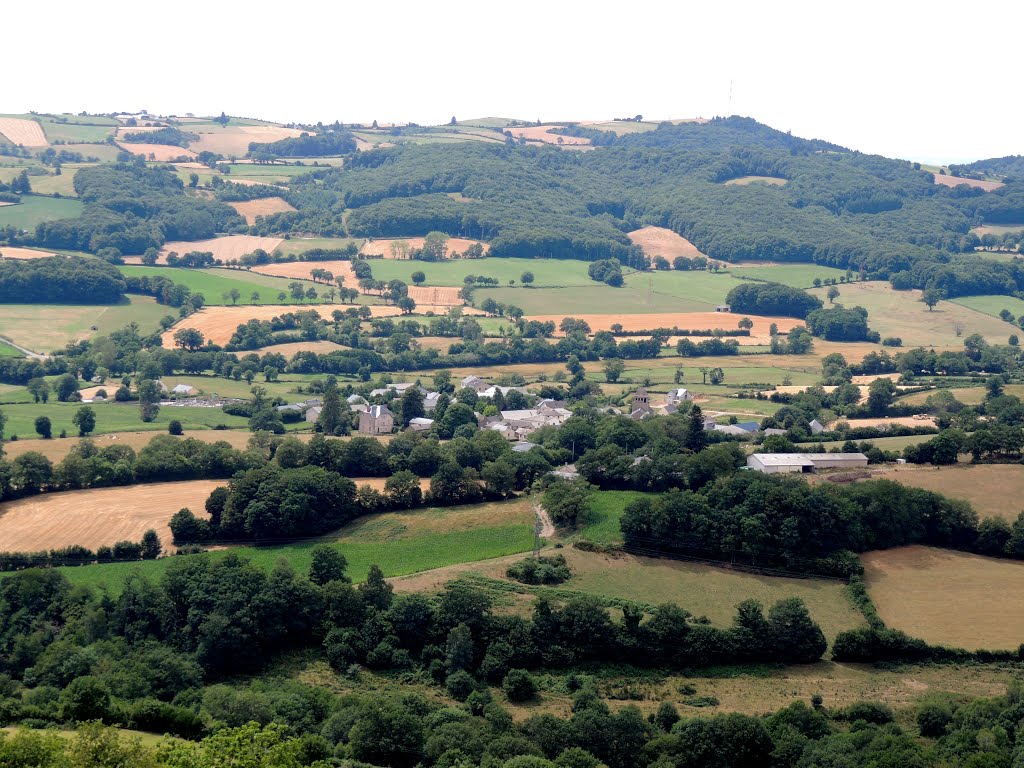 12 ALRANCE - Vue d'en haut de la Tour de Peyrebrune. by Jean THIERS