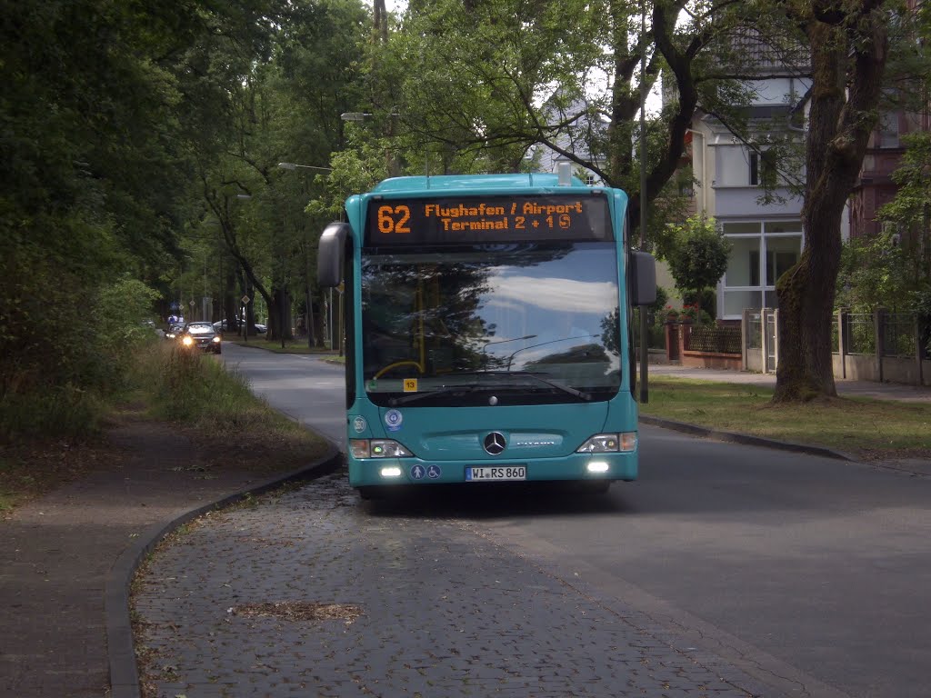 Der Bus kommt (2) by Felix W.