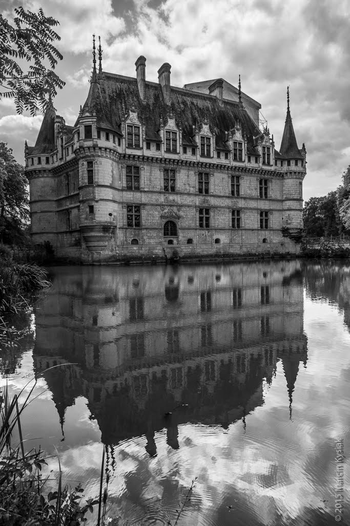 Azay-le-Rideau by Marcin Kysiak