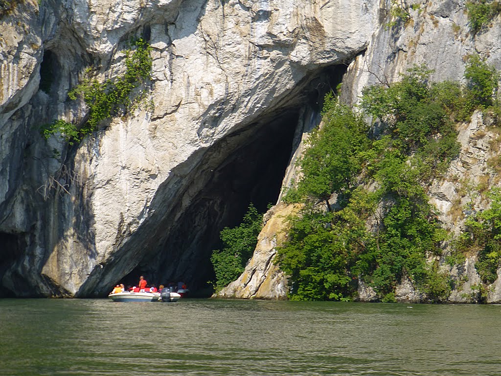 Ponicova Cave in Small Kazan by Severin Hohensinner