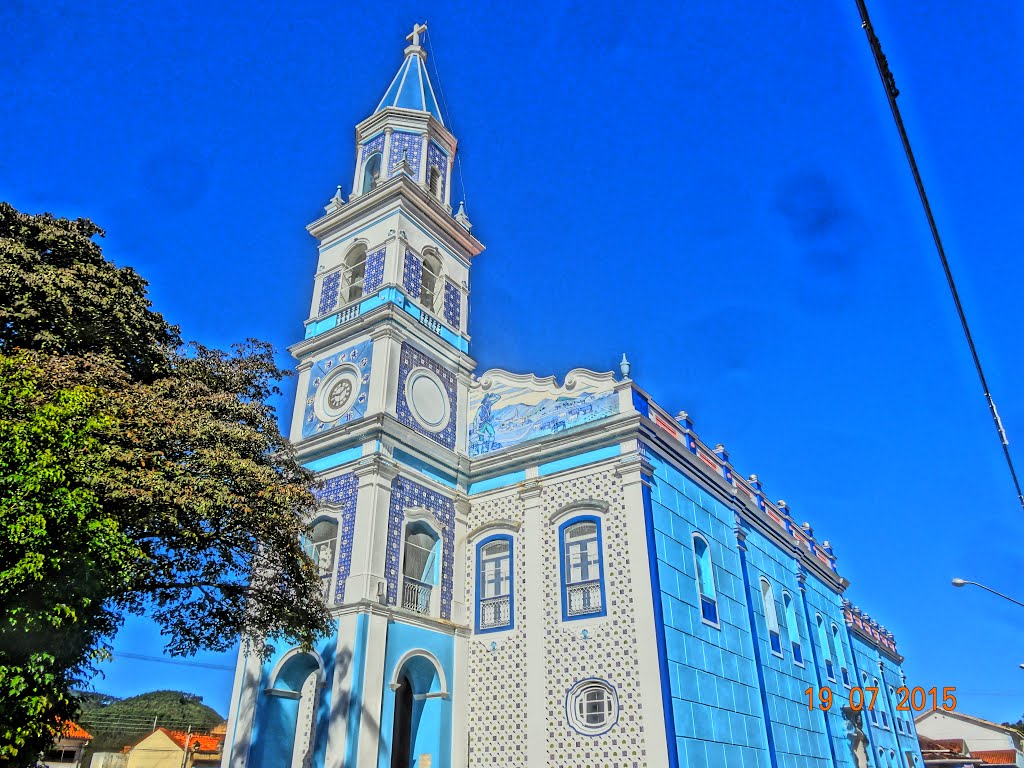 Paróquia Santo Antônio de Paraibuna. by Lro A C