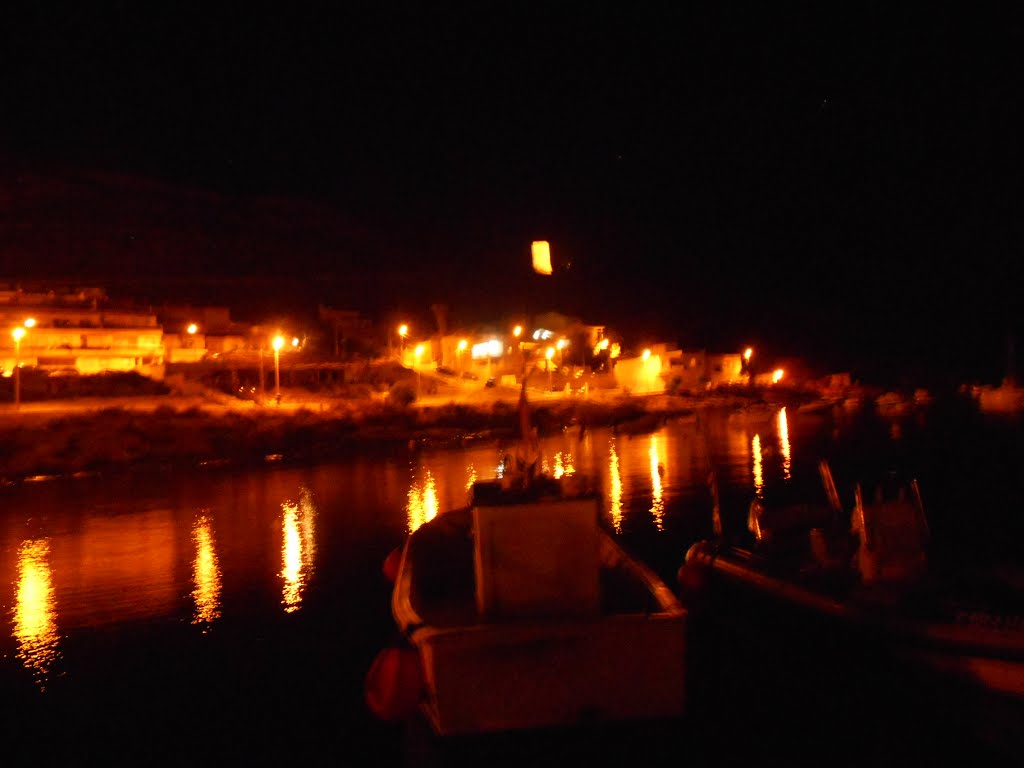 Muelle de La Azohía (en la Noche) by José Luis Vergara Bl…