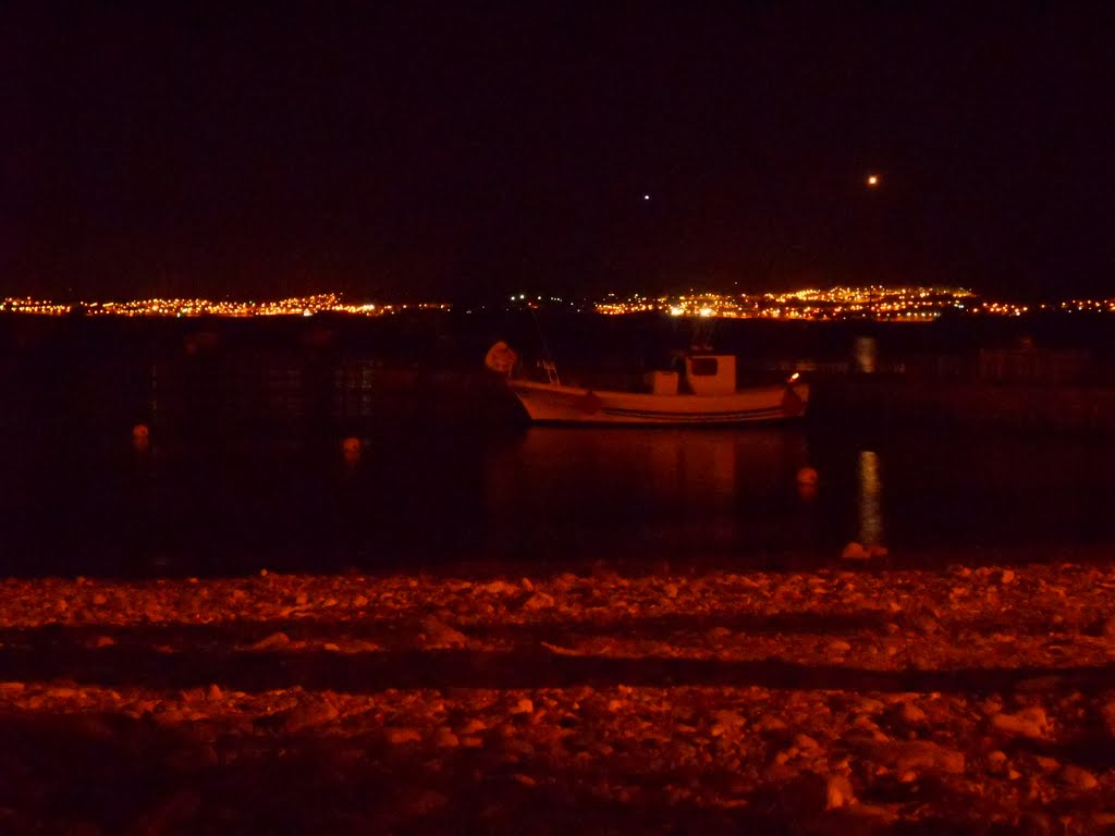 Muelle de La Azohía (en la Noche) by José Luis Vergara Bl…