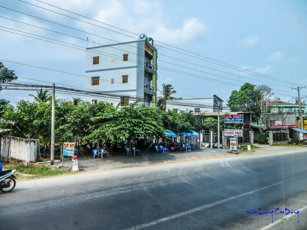 Tam Hiệp, Tân Phước, Tiền Giang, Vietnam by Lương Cao Dũng