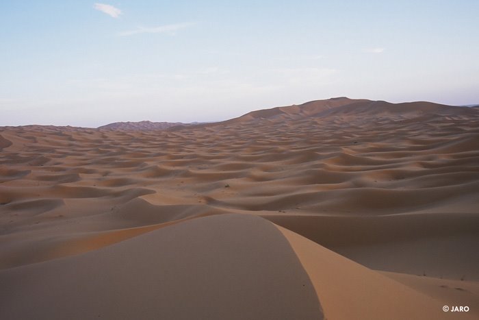 Dunes de Merzouga by Jacques Rochet