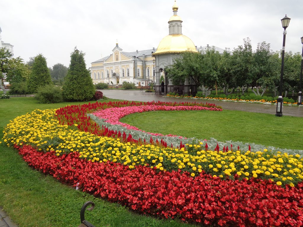 Diveyevo, Nizhny Novgorod Oblast, Russia, 607320 by Sergey Firsov