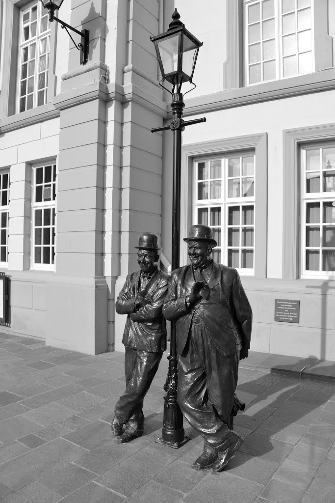 LAUREL AND HARDY STATUE, ULVERSTON, CUMBRIA, ENGLAND. by CHRIS NEWMAN