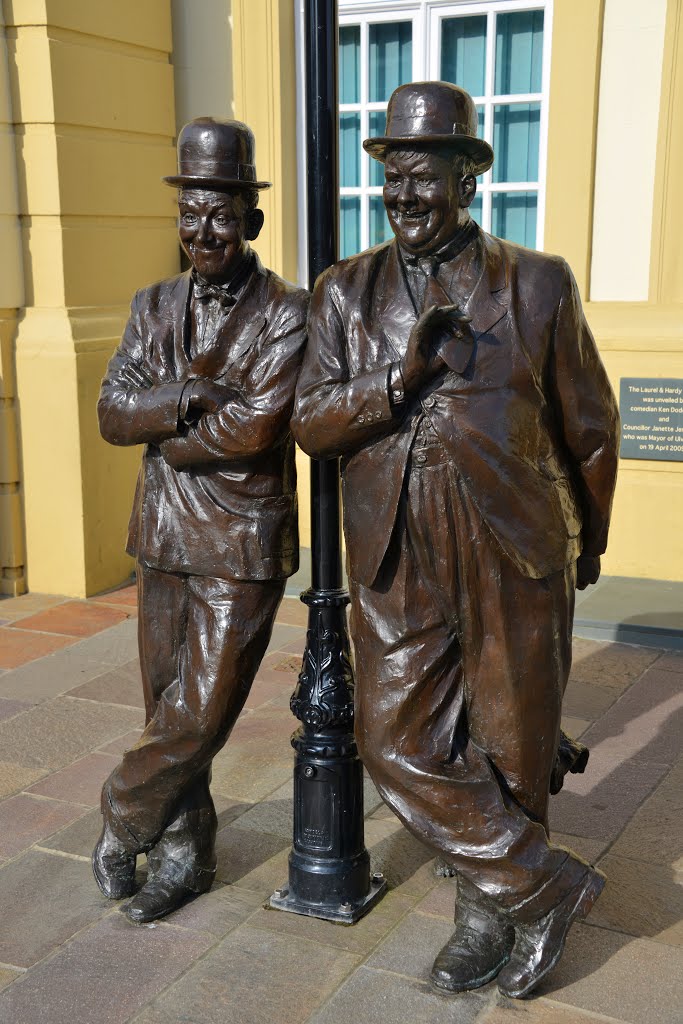 LAUREL AND HARDY STATUE, ULVERSTON, CUMBRIA, ENGLAND. by CHRIS NEWMAN