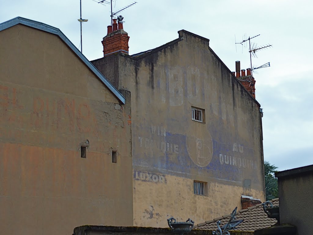 Publicité DUBONNET, Thiers by Marc Pantillon