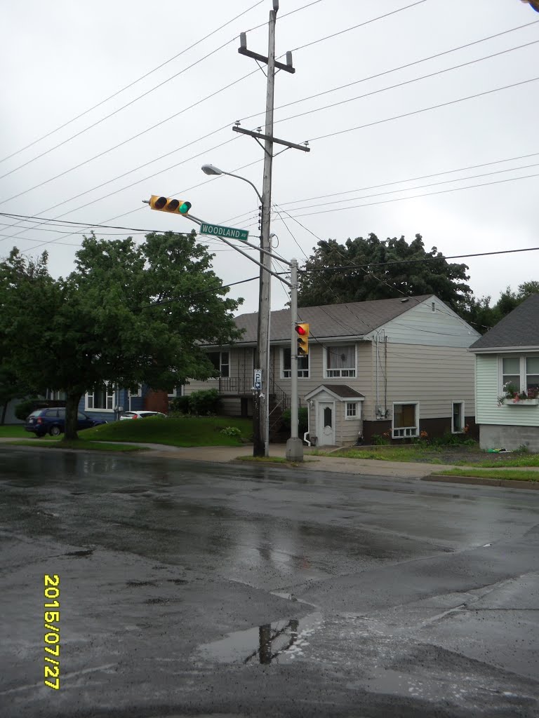 Harbourview, Dartmouth, NS, Canada by Victor Matthews