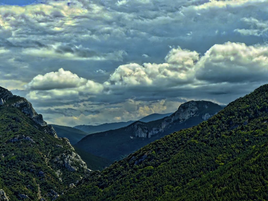 Tèrra de Donesan - Occitania by Franc Bardou