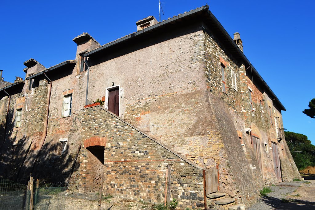 Parco degli Acquedotti: Casale di Roma Vecchia by Geo S