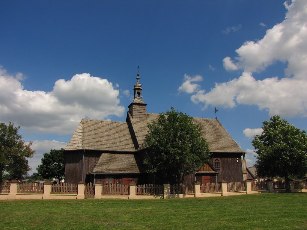 Dziekanowice - Wielkopolski Park Etnograficzny. Kościół p.w. Św. Anny i Św. Wawrzyńca. by krzysztofk