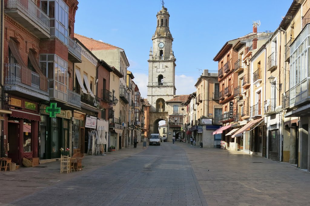 Toro, Puerta Mercado mit Torre del Reloj by Günther Bogensberger