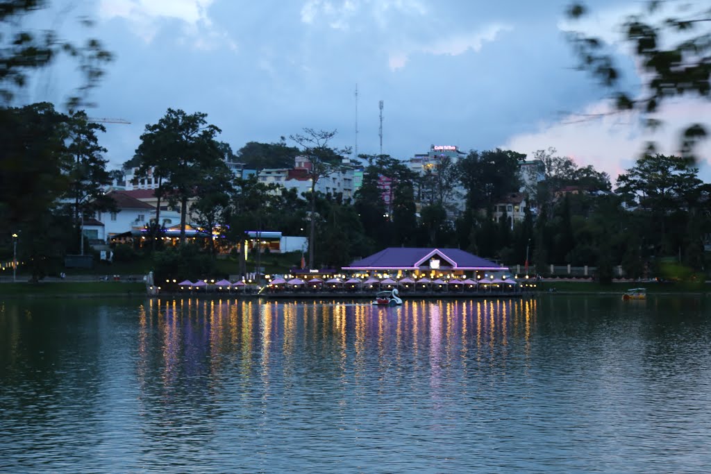 Phường 1, Dalat, Lâm Đồng, Vietnam by Dần Lê