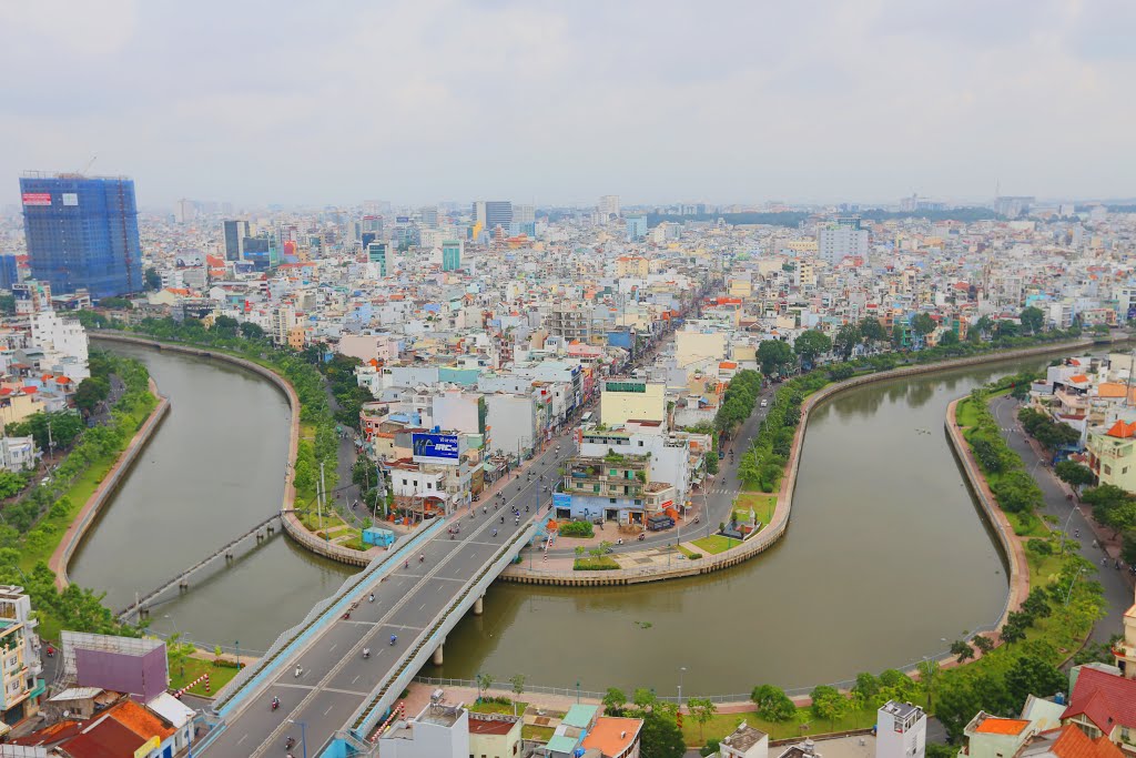 Tân Định, Quận 1, Hồ Chí Minh, Vietnam by Dần Lê