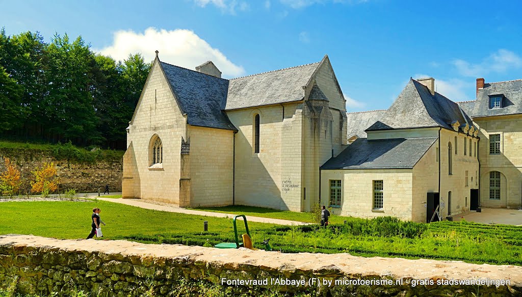 Fontevraud l'Abbaye (F) | www.microtoerisme.nl gratis stadswandelingen by InZicht