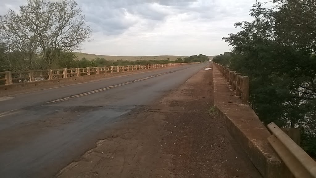 Ponte Sobre o rio Piquiri by Vagner Olliveira Pre…