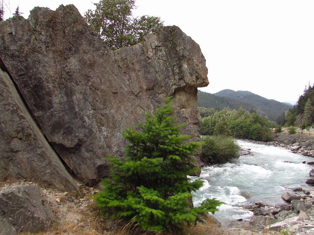 Cheakamus Outcrop by Chris Sanfino