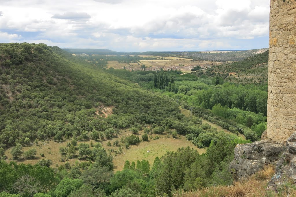 Pedraza, Burg 13.Jh., Richtung La Velilla by Günther Bogensberger