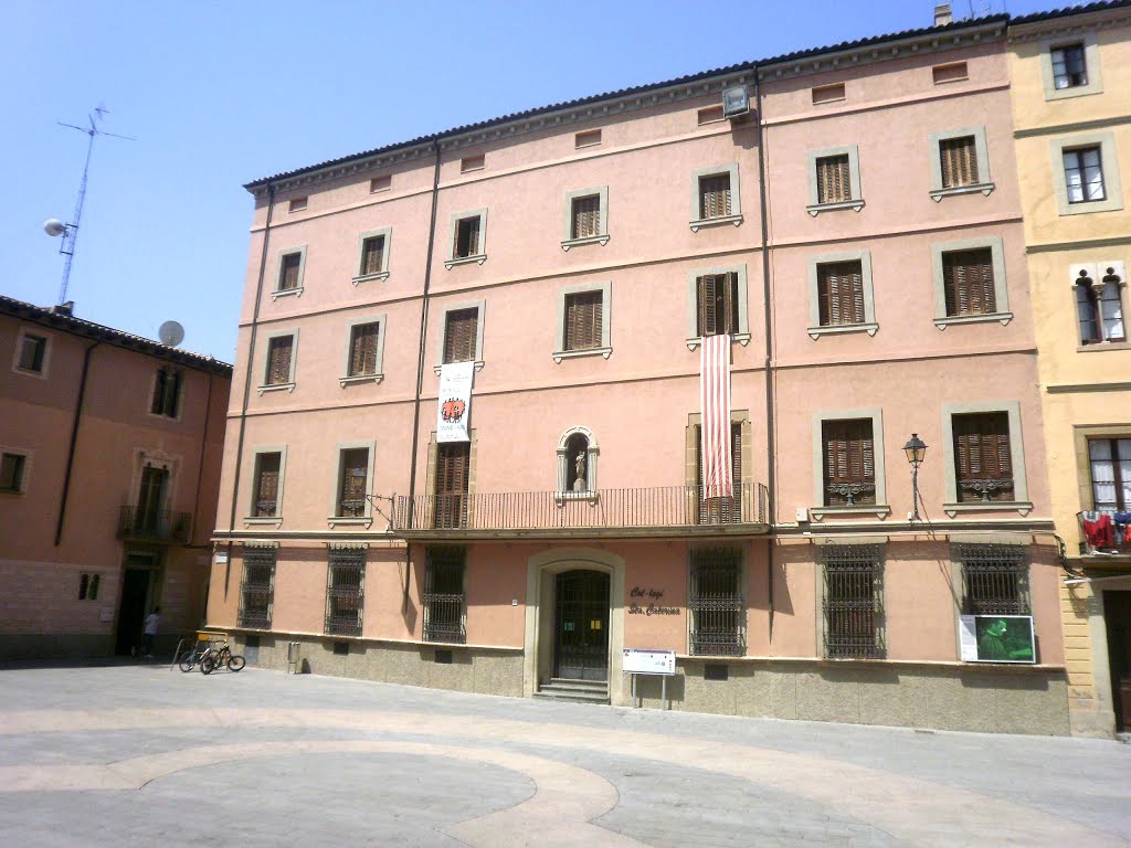 VIC-PLAÇA DE LA CATEDRAL by andres german