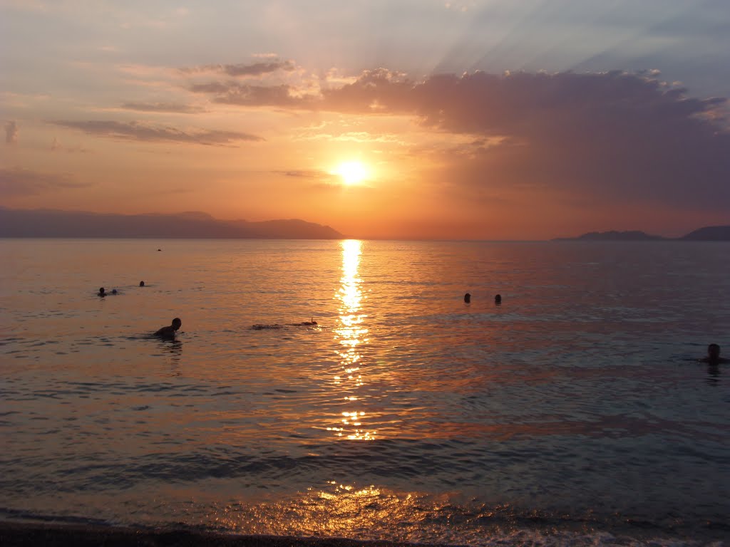 LOUTRAKI SUMMER SUNSTET by dpolyzos