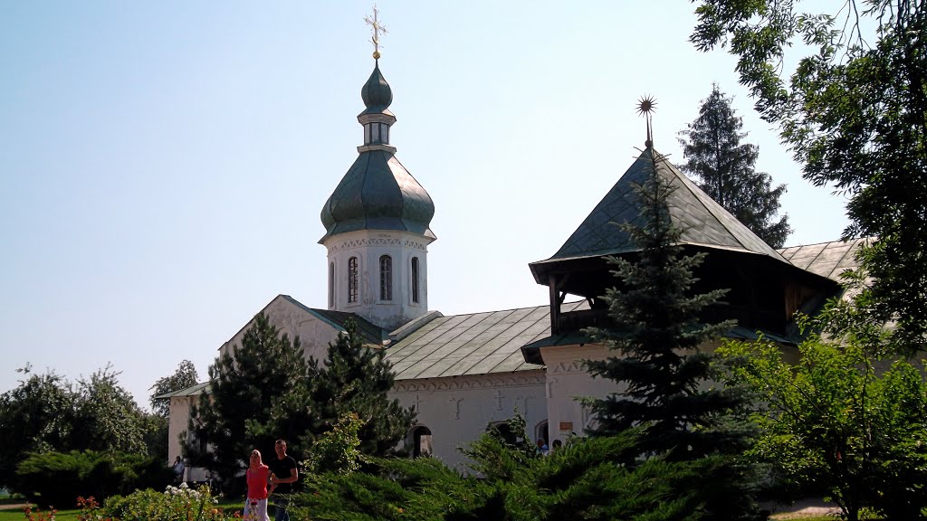 Monasterian cells and Peter and Paul Church / Монастирські келії by Rheltic