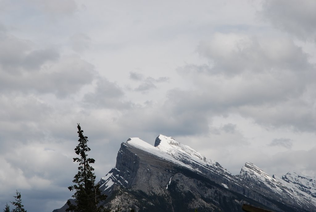 Mount Rundle,Banff by Carlos Terrón