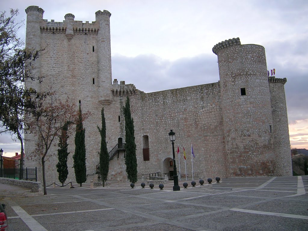 Castillo. Torija. Guadalajara by Diego González Ponce