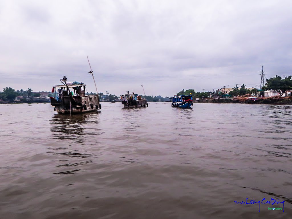 An Bình, Ninh Kiều, Cần Thơ, Vietnam by Lương Cao Dũng