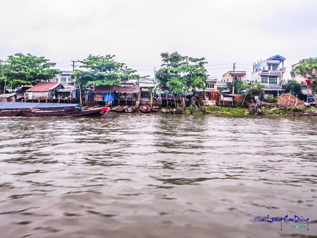 An Bình, Ninh Kiều, Cần Thơ, Vietnam by Lương Cao Dũng